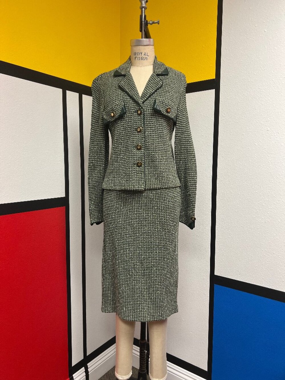 Vintage 90s St. John by Marie Gay Knit Green Tan Blazer (4) Skirt (8) Suit Small